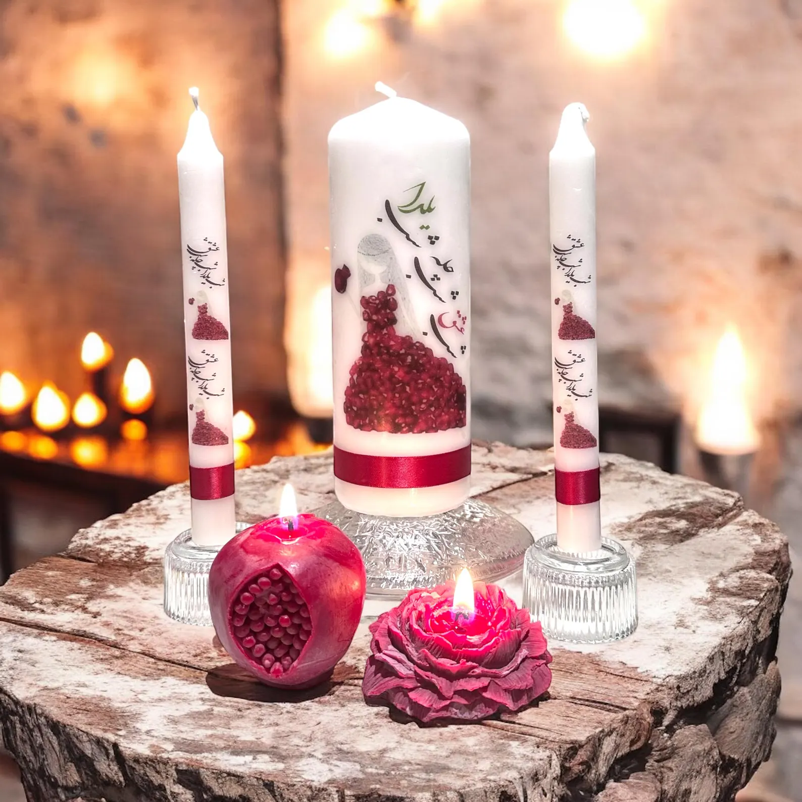 شمع شب یلدا: تزیین میز با خوشنویسی ایرانی